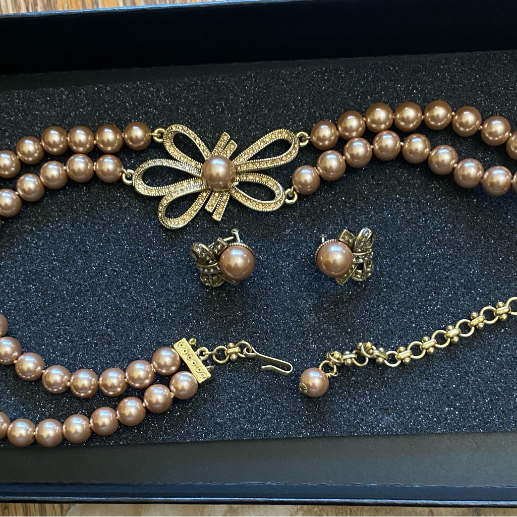 Heidi Daus Gold And Bronze Pearl Necklace Set 75$